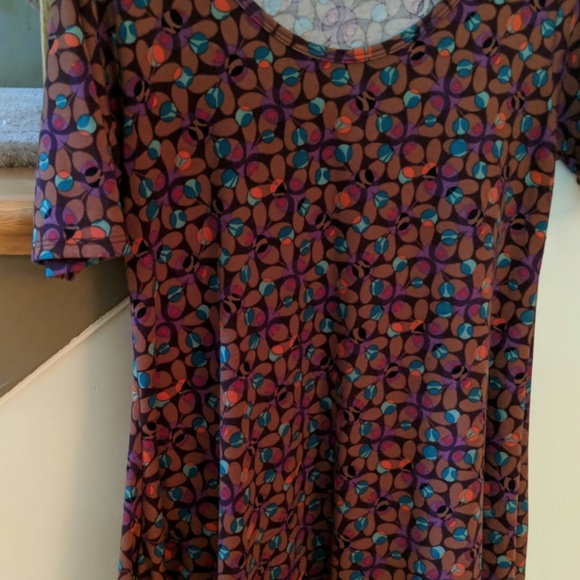 Top - Picture 2 of 2